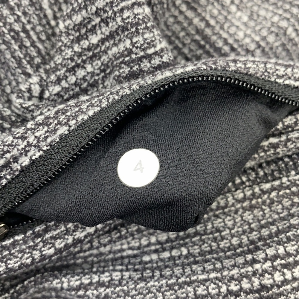 Lululemon Base Runner 1/2 Zip Sweatshirt Size 4 - Picture 3 of 6
